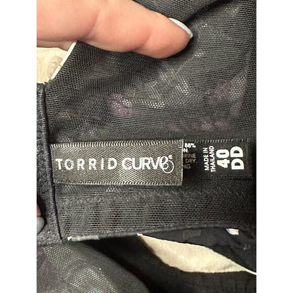 Torrid Curve Floral Black Pink Underwire Lace Padded Push Up Bra Size 40DD - Picture 4 of 5